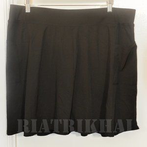 NWT 32 Degrees ladies Flowy lightweight skorts